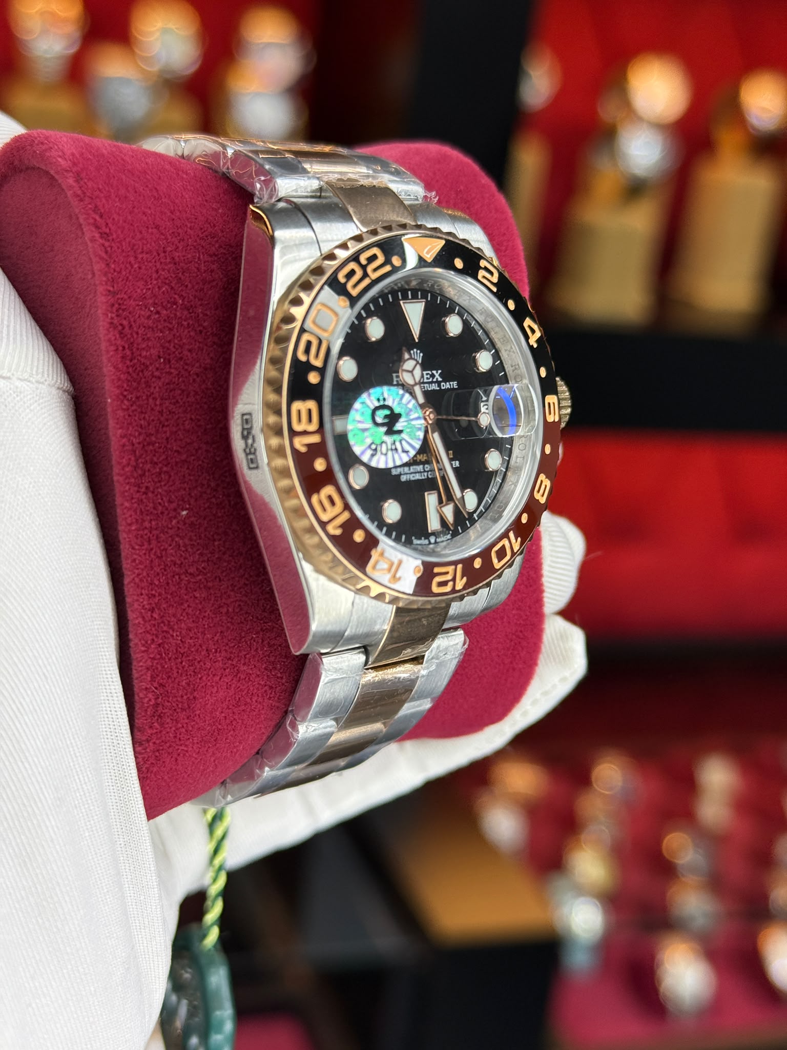 ROLEX GMT MASTER 2 görünüm 2